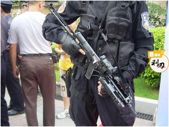 国产新型冲锋枪军警两用9毫米jh161性能与可靠性颇受欢迎