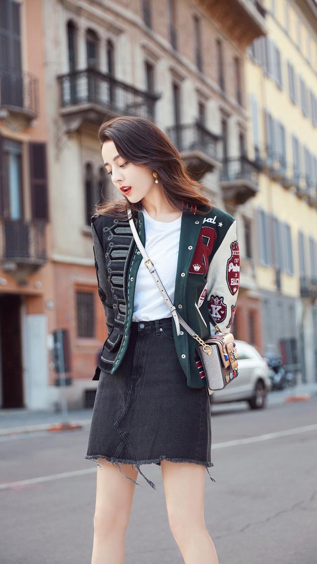 跟着第一美女迪丽热巴学穿搭,时尚个性霸气外露