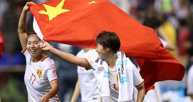 跆拳道教练任女足领队 中国足球最后的遮羞布