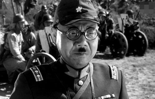 第一;王孝忠,他可以说是演汉奸,鬼子的鼻祖,而且一演就是五十多年