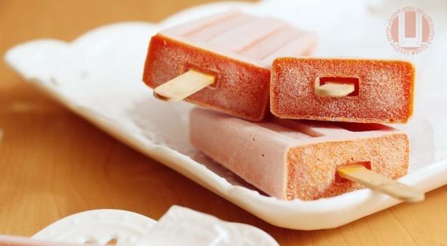 夏日特饮-木瓜椰奶冰棒(木瓜配牛奶经典, 改配椰奶也不错哦~)