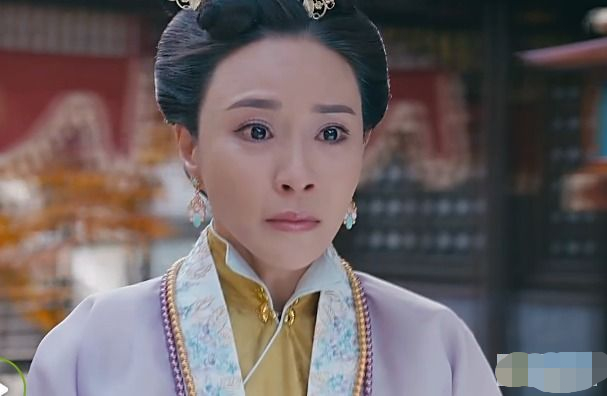 24岁因穿越时空的爱恋走红,悄悄嫁给爱情获幸福,儿子长得真帅|刘莉莉
