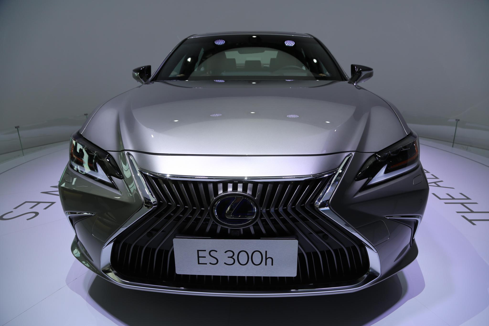 雷克萨斯全新es 300h智混动,yet 兼-融之道,车展实拍!