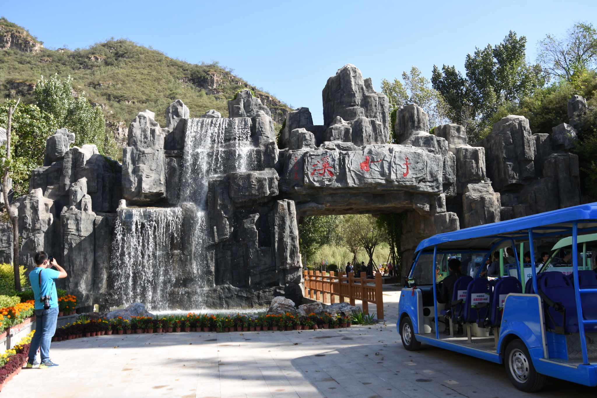 3岁幼童游泳课溺水 2分钟内老师竟没发现