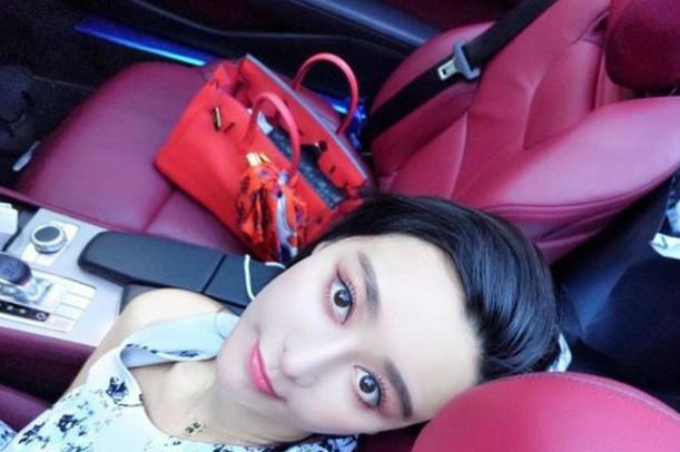 山寨范冰冰何承熹高调怀孕晒孕肚