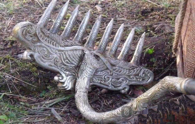 九齿钉耙也是老君打造为何到八戒手中成烧锅的废材