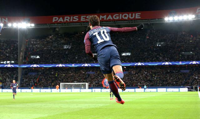 足坛薪资榜出炉,前十名有五位是中超球员,两名