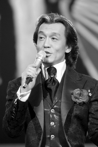 李咏临终遗愿曝光去年5月被发现患癌第一时间去美国