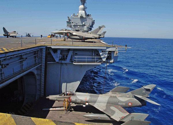 中国航母弹射器已经成熟为啥还要造滑跃式航母