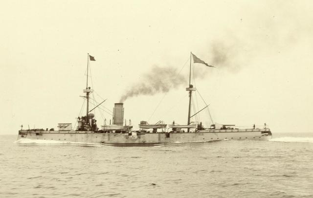 这艘日本军舰在中国家喻户晓,其性能远远好于中国同时期舰艇|吉野