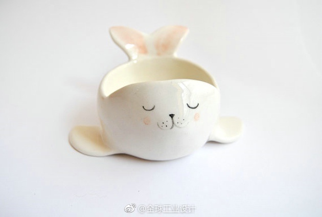 barruntando的设计师们最喜欢用的材料是白色细腻的陶瓷粘土