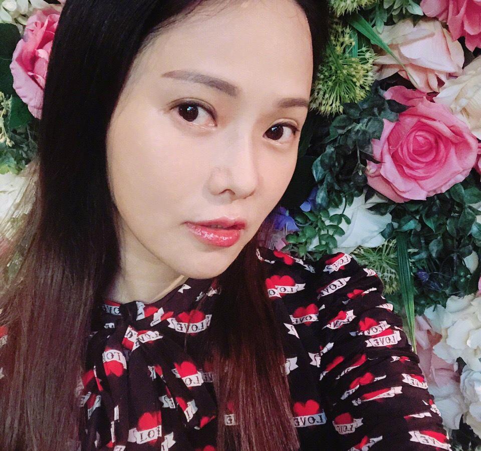 精致的女人都是怎么保养的49岁的伊能静很有发言权