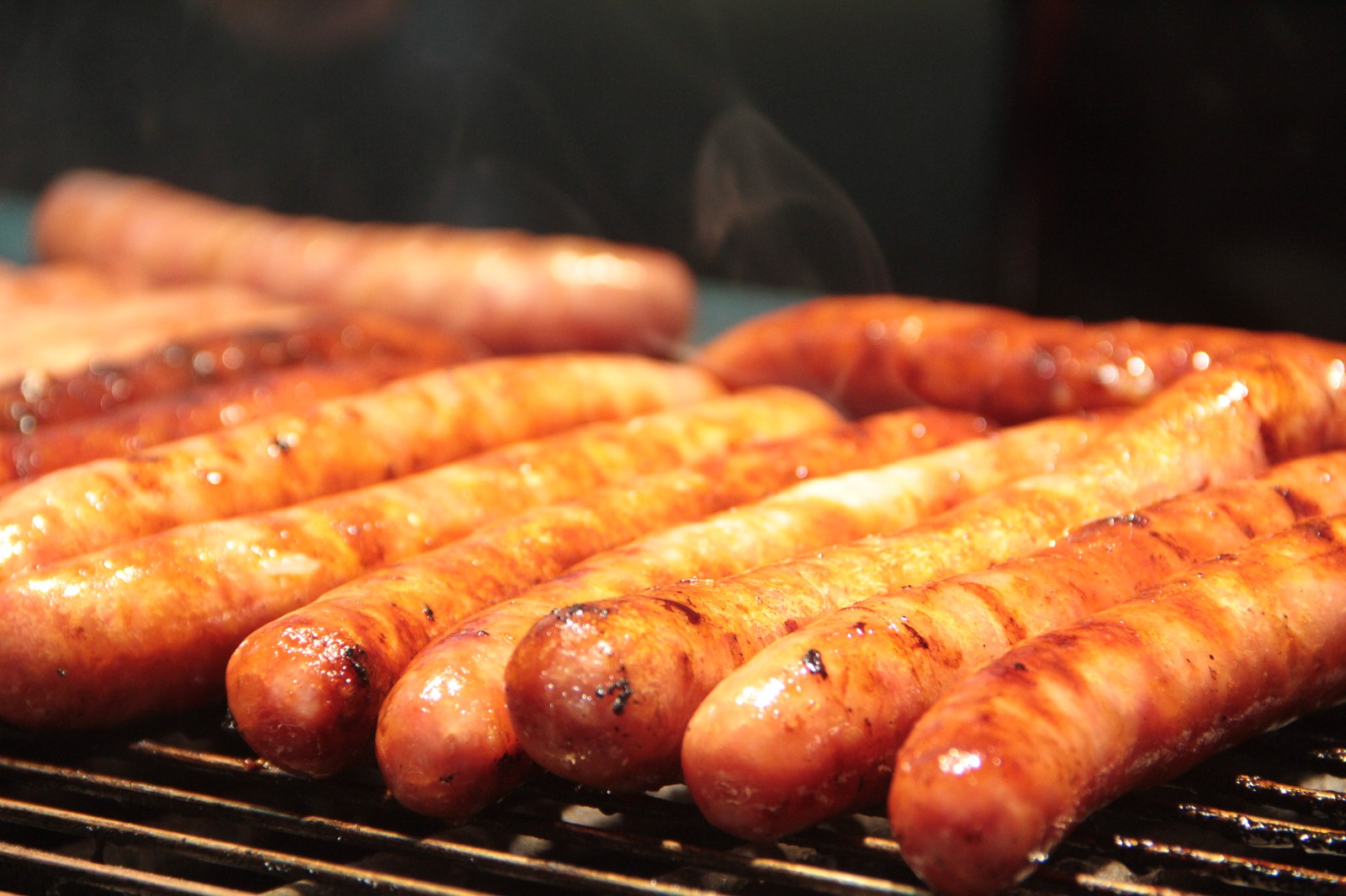 春季青岛夜市升温百种美食上演舌尖诱惑