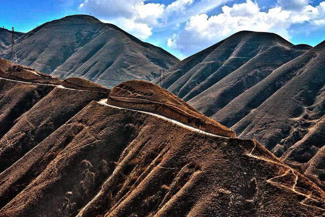 折达公路所在的甘肃东乡县