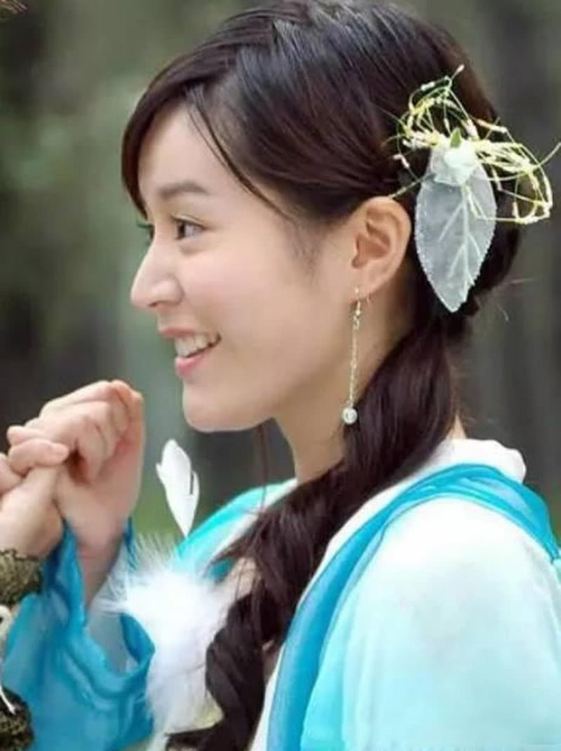 一个被忘记了的女演员,21岁成名,22岁退圈,如今34岁过成这样