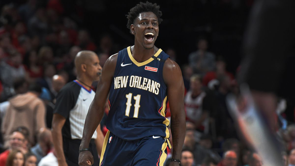 今年休赛期,虽说鹈鹕损失考辛斯,但仍能补强兰德尔,奥卡福和小佩顿