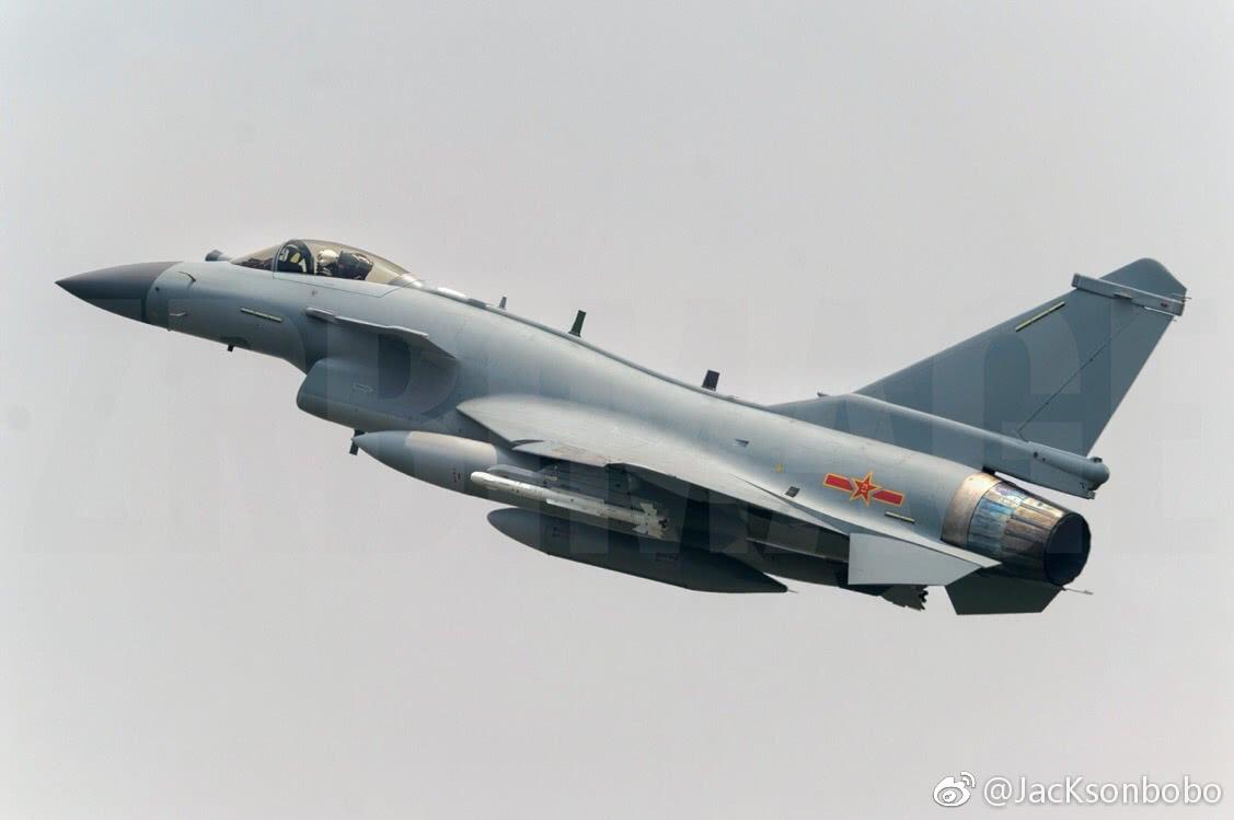 60岁国产战机再次上岗军工推魔改版能与歼20对阵