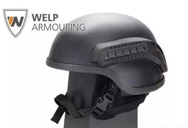 带上三级头可以横着走,但在德国的六级头面前三级头就是渣|头盔|盔甲|