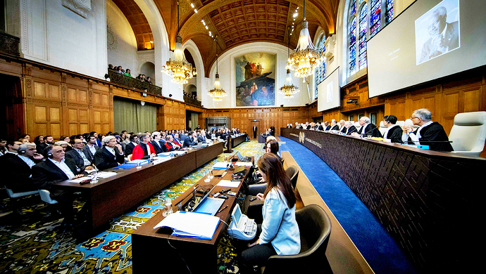 联合国法院审判美国,中俄法官带头坚持正义,美称不接受