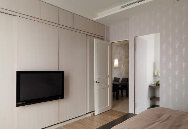 新房装门,选"红色"还是"白色"?还有人乱选,难怪被人笑话