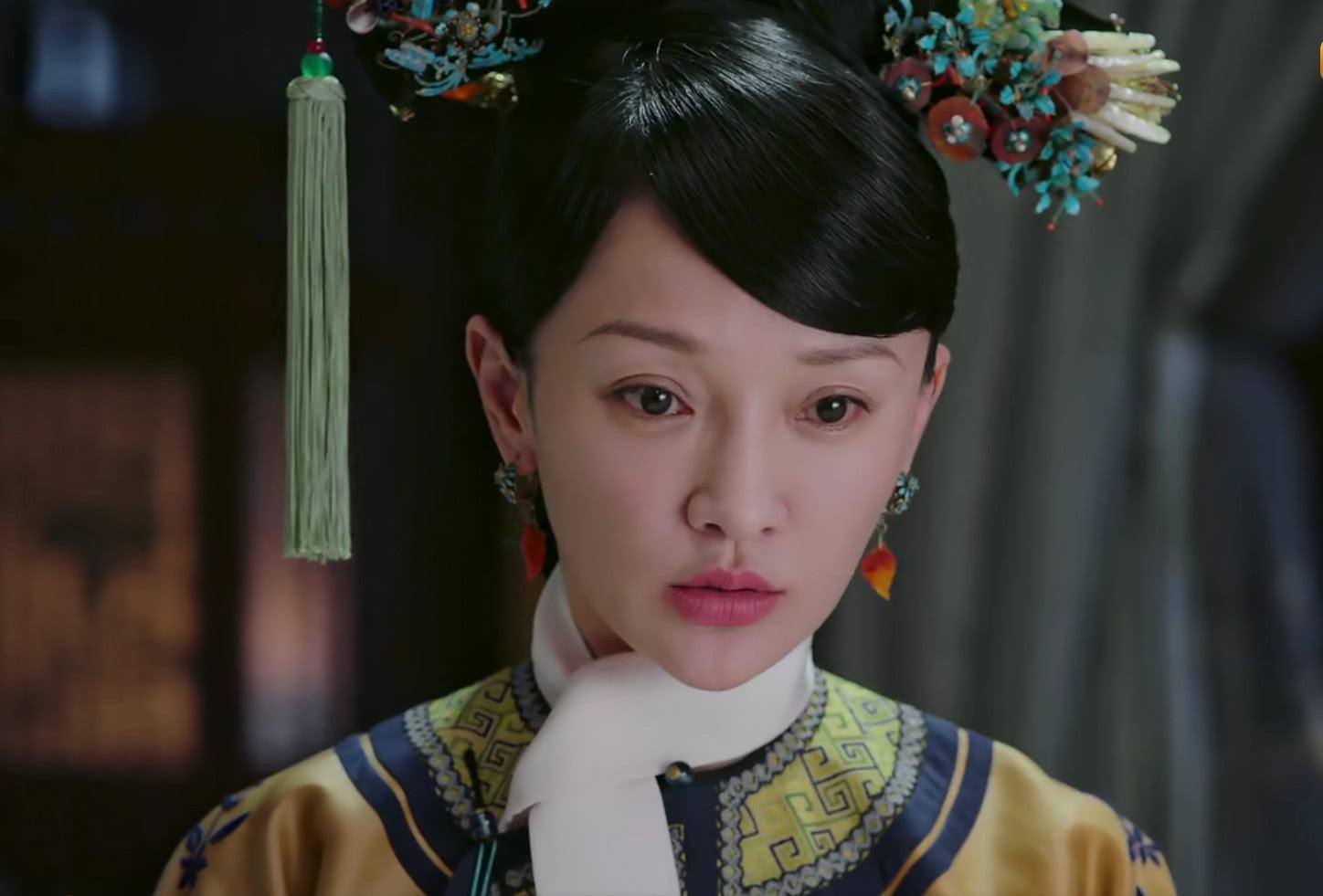 历史上的如懿嫁给乾隆后并不得宠,多亏了一个人,如懿才当上皇后