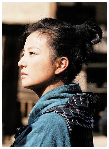 在《决战紫禁之巅》中,赵薇与刘德华合作,在剧中饰演"飞凤公主"一角.