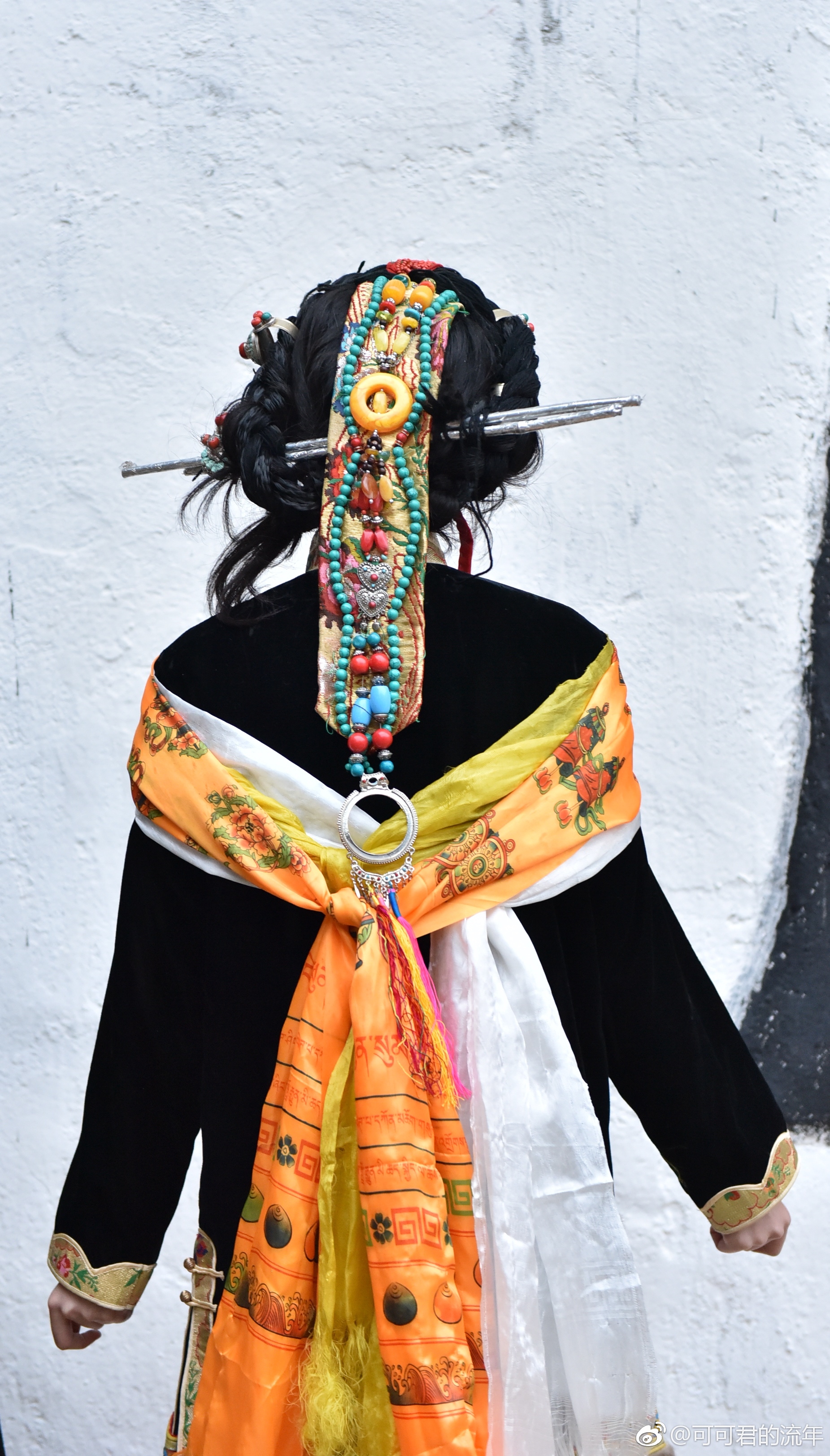 在丹巴有个美人谷传说是当年西夏王朝的王族逃亡至此