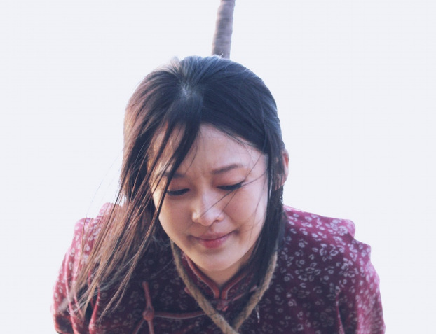 看了李沁演的"狗",才发现幻乐之城上哭得最惨的她成了一个笑话