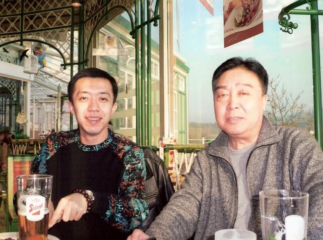 群星发文吊唁|师胜杰|相声|侯宝林_新浪新闻