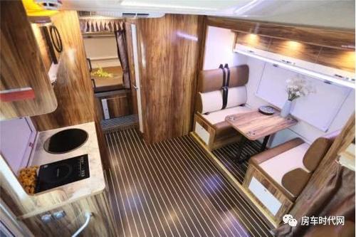 国的产进口看拓锐斯特欧霸版双拓展房车