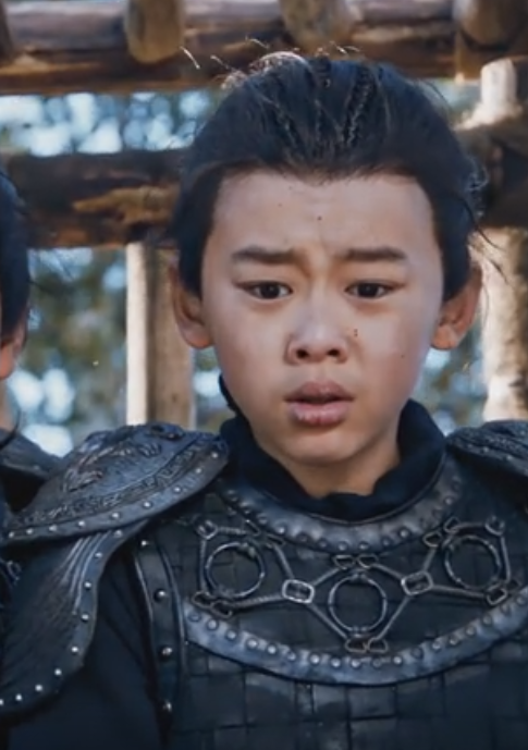 小隆庆扮演者 张君硕除了演戏,小天赐还频频在btv, cctv,东方卫视等多