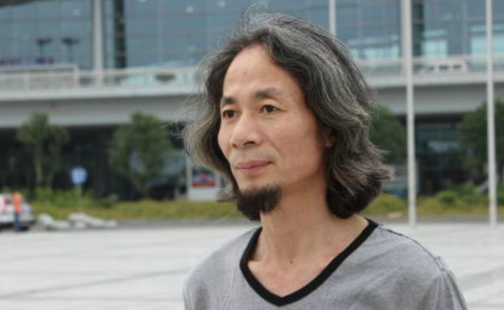 52岁抖音毒男伪女权教坏千万中国女人你还在给他点赞