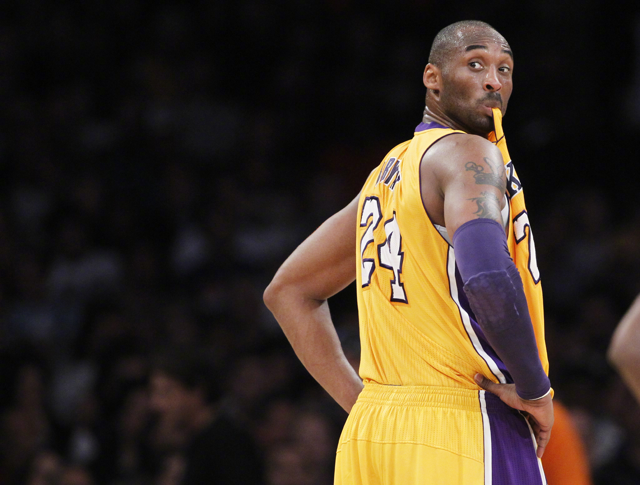 高清珍藏!有一种侧颜叫科比