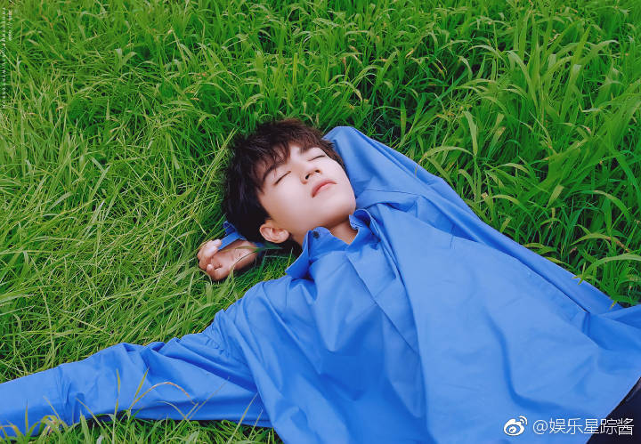 十八岁的王俊凯已成绝版,十九岁的少年骑马到来