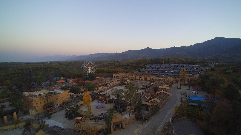 秦岭北麓最美的观赏季,航拍周至火龙山聚仙台,周城秋景