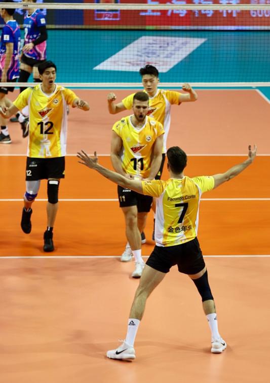 排超男子决赛第四场,上海男排胜北京夺赛点,新