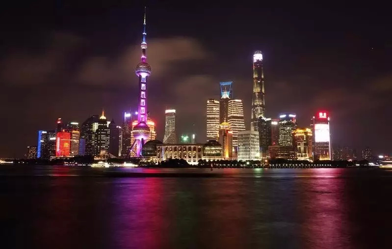 性能全面,索尼黑卡RX100VI行摄体验