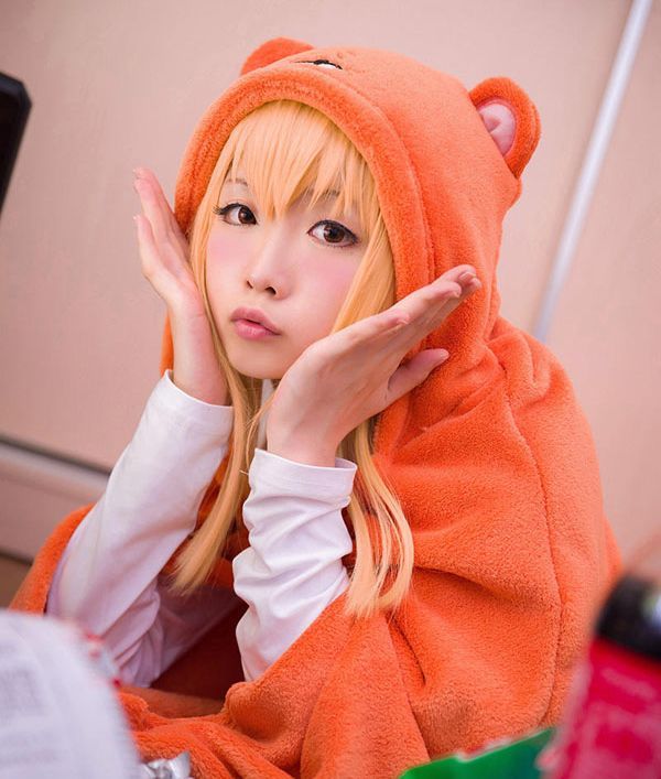 小埋cos精品:你们猜猜她在看什么?|精品|商业|图片_新浪新闻