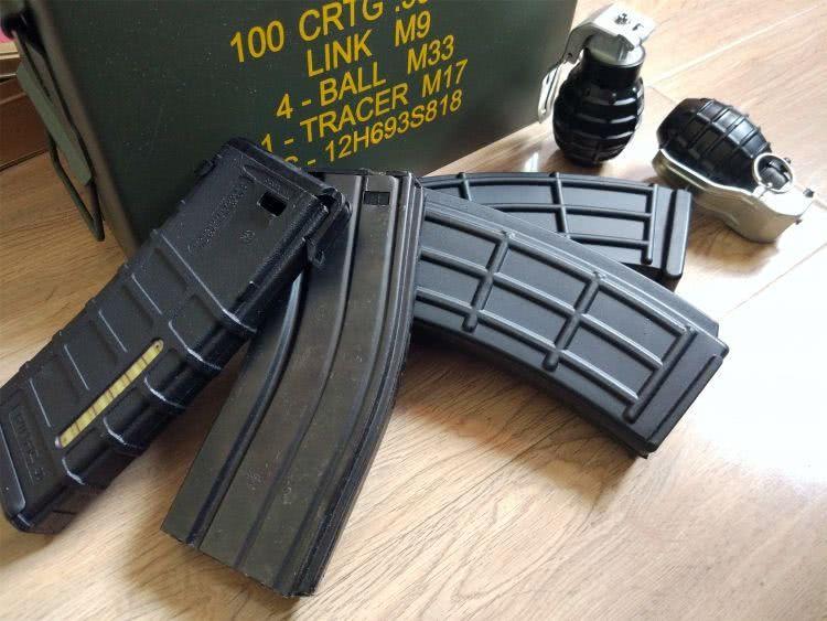 实战中士兵为何不拆弹匣就能知道里面的子弹数量? 只有老兵能做到