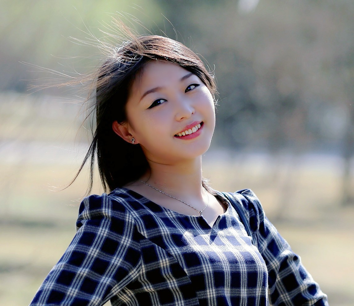 一个笑得那么开心天真可爱的清秀姑娘|人像|开心女孩|摄影_新浪新闻