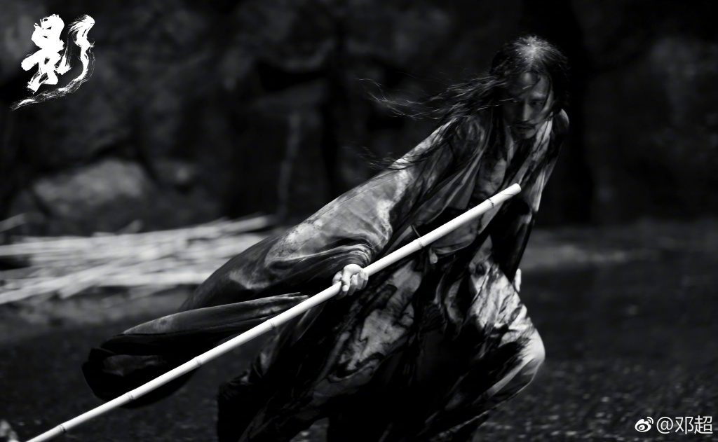 邓超发微自夸是一名伟大的父亲孙俪实在看不下去连刷五条评论