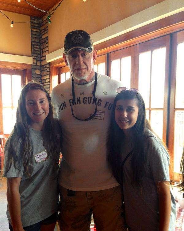 盘点wwe中后台的老好人:大秀哥反差最大,最后一人居然是高层