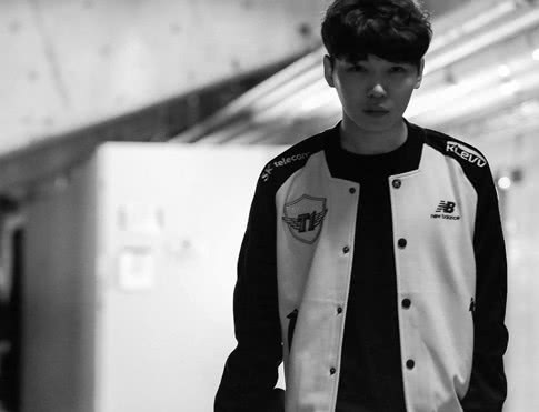 skt因版本原因召老队员marin归队?网友:傻子才会回去吧!