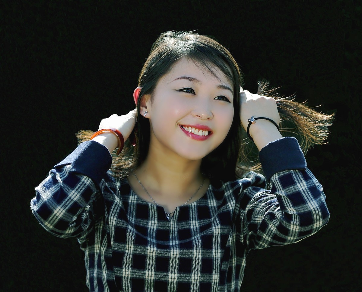 一个笑得那么开心天真可爱的清秀姑娘|人像|开心女孩|摄影_新浪新闻