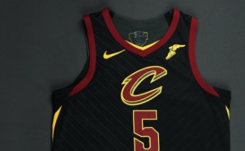 jr-史密斯在总决赛第一场中所穿球衣正在被拍卖