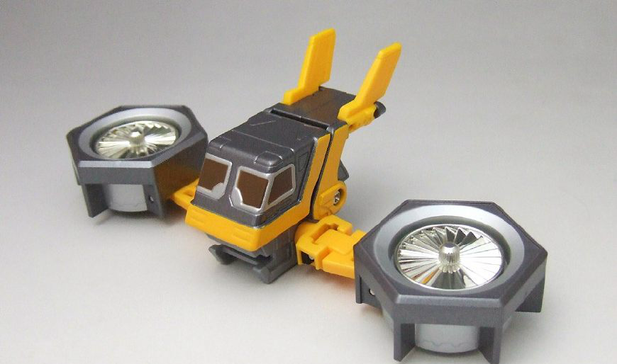 再会的天空盖亚奥特曼里的xig队的空中武器装备