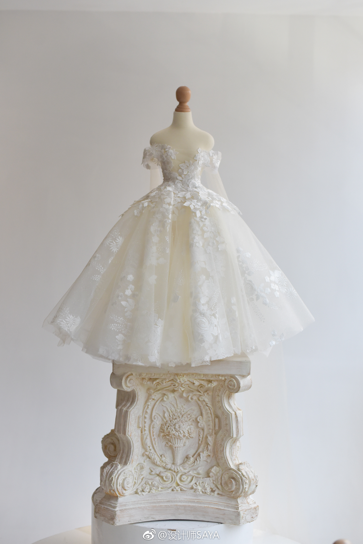 设计课学生1/2人台礼服练习作品分享|礼服|学生|设计_新浪新闻