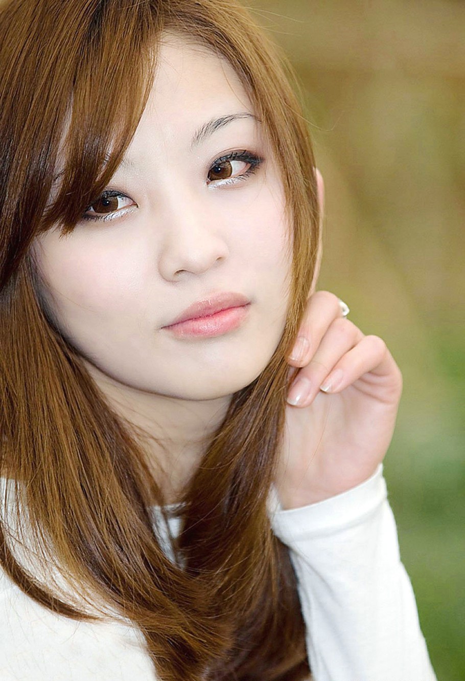 镜头下的一个温情美丽可爱姑娘