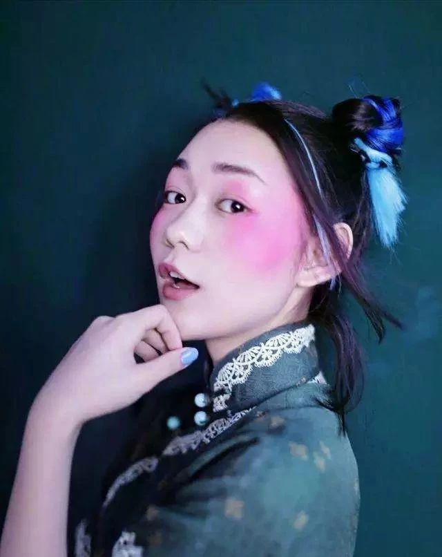 ninepercent女装美翻天朱正廷妖艳十足justin乖巧似软妹