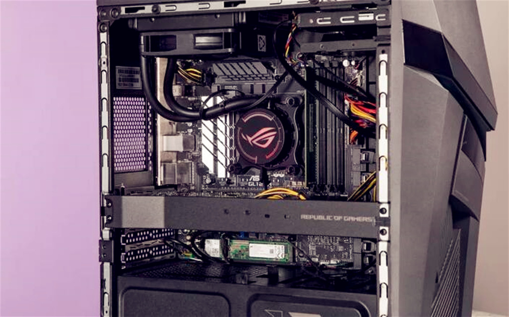 败家之眼机箱水冷华硕最新游戏主机评测